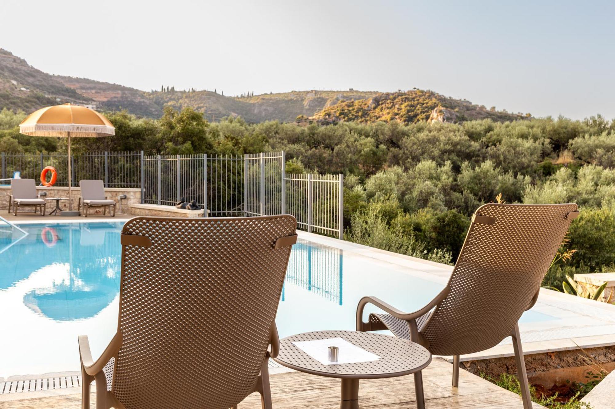 Olympia Zervea Studios With Pool - Apartment Kardamyli Exteriér fotografie