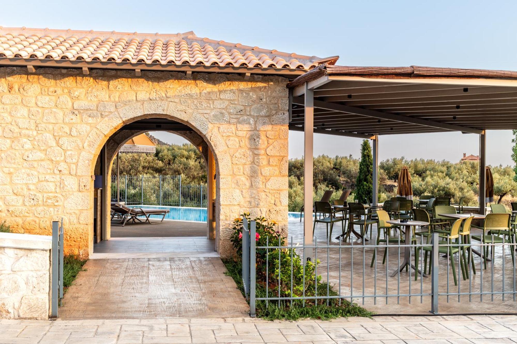 Olympia Zervea Studios With Pool - Apartment Kardamyli Exteriér fotografie