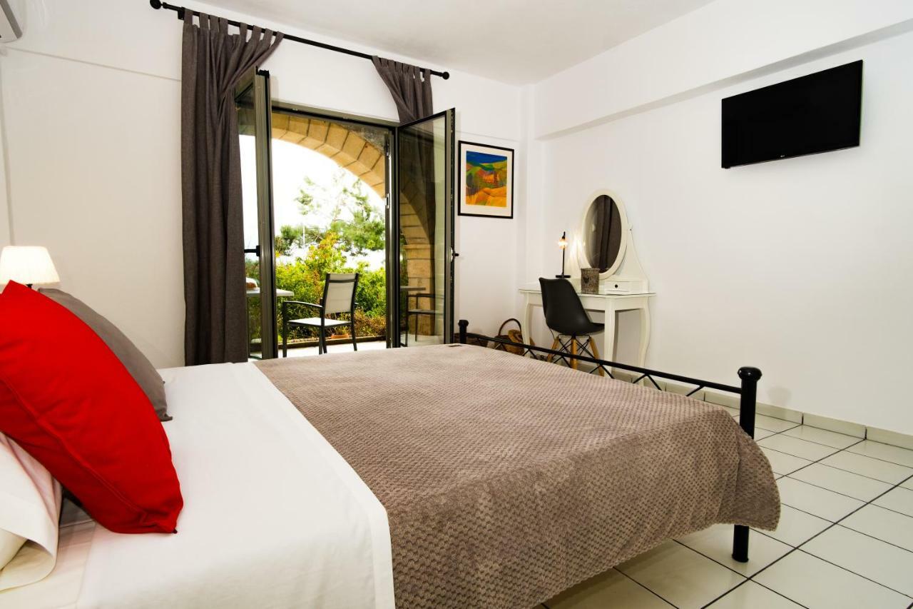 Olympia Zervea Studios With Pool - Apartment Kardamyli Exteriér fotografie