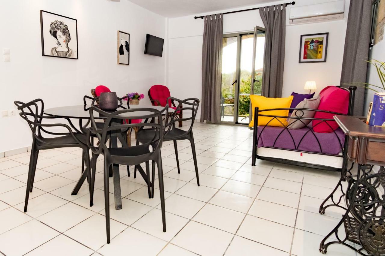 Olympia Zervea Studios With Pool - Apartment Kardamyli Exteriér fotografie
